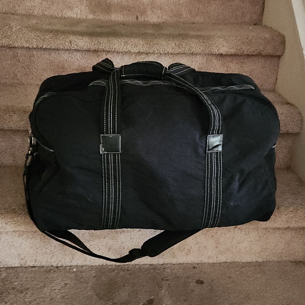 Kipling Duffle Bag Large - Picture 3 of 8
